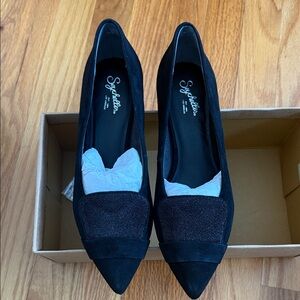 Seychelles Black Pointed Toe Flats